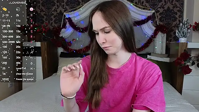 Angeel Kate online show from 12/18/25, 04:40