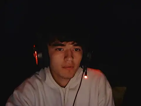 Chino 2424 online show from 05/27/26, 11:02
