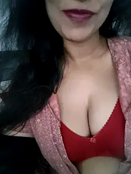 Snapshot of Deepa_Sharma143 chatting on 04/21/26, 01:42 Deepa Sharma143 online show from 04/21/26, 01:42