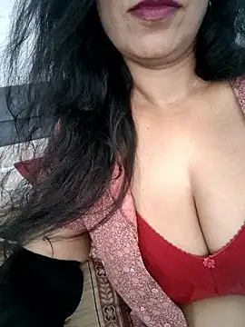 Snapshot of Deepa_Sharma143 chatting on 04/21/26, 02:51 Deepa Sharma143 online show from 04/21/26, 02:51