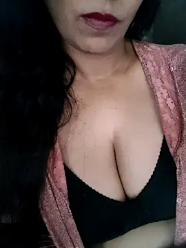 Snapshot of Deepa_Sharma143 chatting on 04/26/26, 01:36 Deepa Sharma143 online show from 04/26/26, 01:36