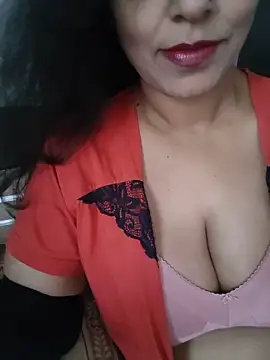 Snapshot of Deepa_Sharma143 chatting on 05/21/26, 01:56 Deepa Sharma143 online show from 05/21/26, 01:56