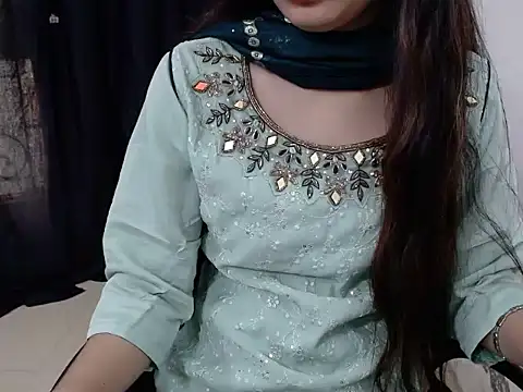 sweet-ruhi online show from 10/19/25, 05:41