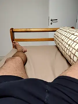 big22911 online show from 10/21/25, 08:20