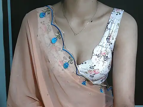 cute seemu online show from 10/02/25, 06:42