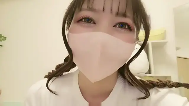 JP Momo o0 online show from 09/09/25, 10:37