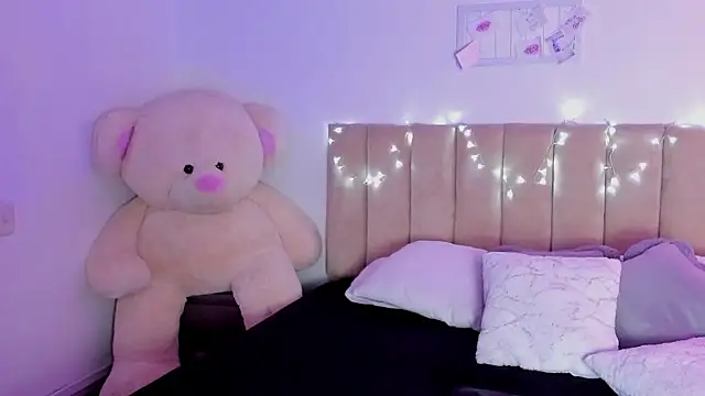 Hill Brownie online show from 01/09/26, 12:41