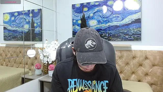 Iantwink18 online show from 12/18/25, 10:05