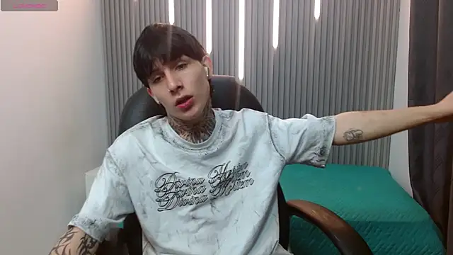 Iantwink18 online show from 02/17/26, 04:35