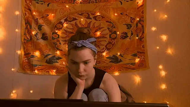 AliceCUNTach online show from 04/03/26, 05:05