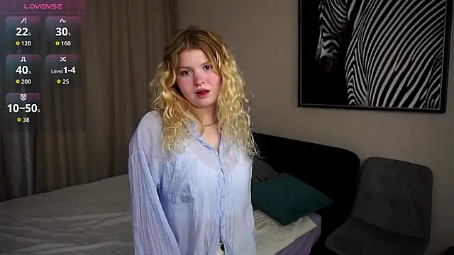 ShontaWasilko online show from 09/10/25, 05:35