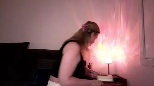 aussiepeaches online show from 04/19/26, 11:53