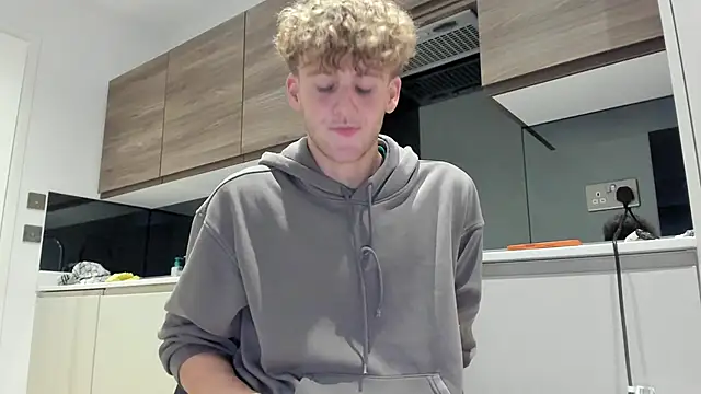 DominantAlex18 online show from 11/15/25, 08:44