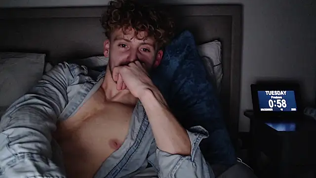 DominantAlex18 online show from 12/16/25, 12:59