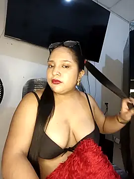 Snapshot of Angelly_ricura chatting on 09/23/25, 03:42 Angelly ricura online show from 09/23/25, 03:42