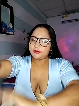Snapshot of Angelly_ricura chatting on 09/29/25, 02:44 Angelly ricura online show from 09/29/25, 02:44