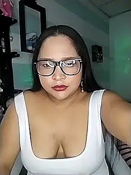 Snapshot of Angelly_ricura chatting on 10/03/25, 02:03 Angelly ricura online show from 10/03/25, 02:03