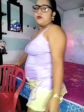 Angelly ricura online show from 10/27/25, 02:32