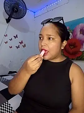 Angelly ricura online show from 03/26/26, 06:02