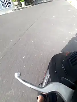 winter0cold  online show from 10/12/25, 08:46