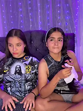 Ashley and Zoe online show from 09/11/25, 10:54