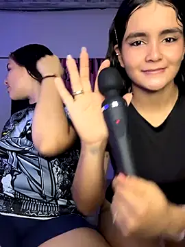 Ashley and Zoe online show from 09/27/25, 10:48