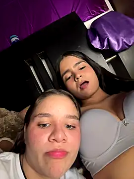 Ashley and Zoe online show from 11/02/25, 01:08