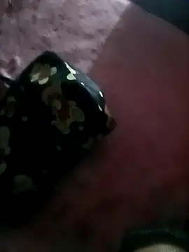 Shreyaaa 1 online show from 10/27/25, 12:53