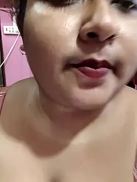 Snapshot of hotbhabhi011 chatting on 09/12/25, 02:44 hotbhabhi011 online show from 09/12/25, 02:44