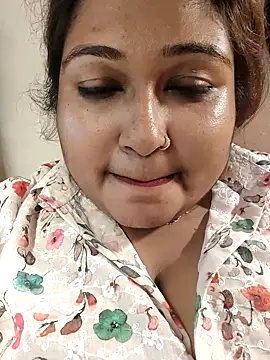 Snapshot of hotbhabhi011 chatting on 10/01/25, 06:14 hotbhabhi011 online show from 10/01/25, 06:14