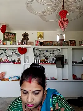 Snapshot of Rani_sahiba chatting on 09/23/25, 08:28 Rani sahiba online show from 09/23/25, 08:28