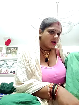 Snapshot of Rani_sahiba chatting on 10/02/25, 08:27 Rani sahiba online show from 10/02/25, 08:27