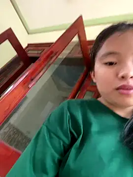 viluna online show from 10/03/25, 12:29