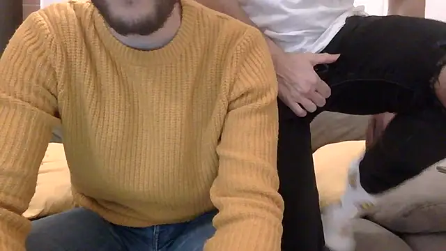 Amicisegreti online show from 01/11/26, 09:42