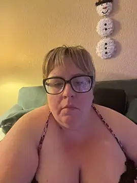 sexymommy1988 online show from 11/26/25, 04:57