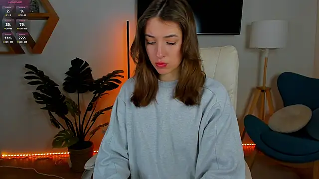 SweetVikki online show from 02/10/26, 09:24