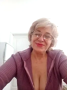 Snapshot of 52MiaLove02 chatting on 02/27/26, 05:40 52MiaLove02 online show from 02/27/26, 05:40