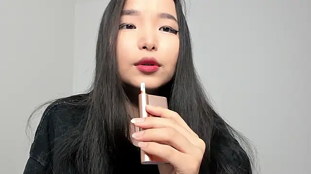 Soyun Mia online show from 05/22/26, 01:28