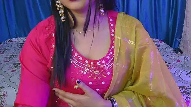 priya-kumari22 online show from 03/19/26, 03:05