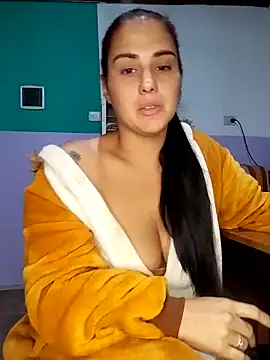 kariciasecreta online show from 04/06/26, 10:05