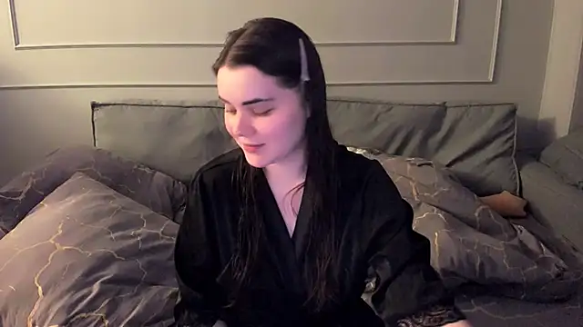 Snapshot of Isabellaprincess chatting on 11/15/25, 10:37 Isabellaprincess online show from 11/15/25, 10:37