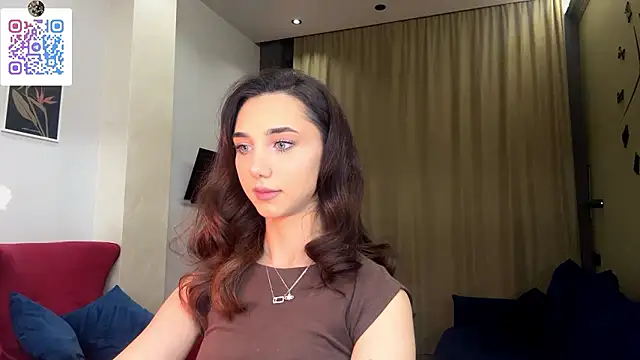 Snapshot of LinaMour chatting on 01/12/26, 10:26 LinaMour online show from 01/12/26, 10:26