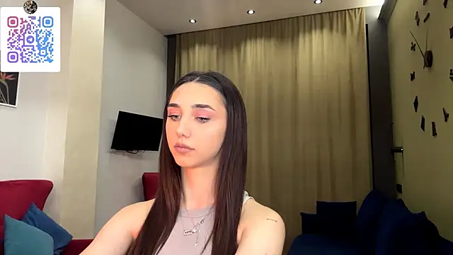 Snapshot of LinaMour chatting on 02/08/26, 10:02 LinaMour online show from 02/08/26, 10:02