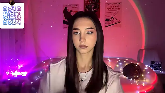 LinaMour online show from 04/10/26, 01:55