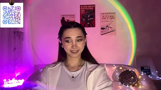 LinaMour online show from 04/10/26, 10:36