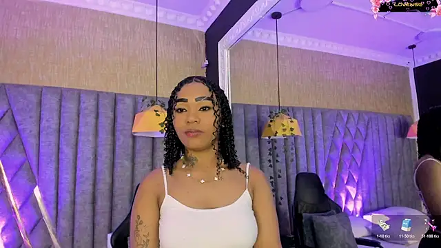 SkylerBloomm online show from 04/01/26, 04:13