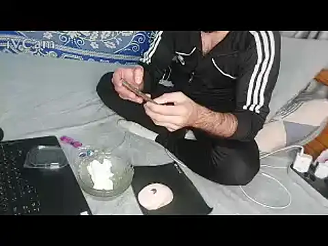 yazinyazin1 online show from 03/16/26, 10:47