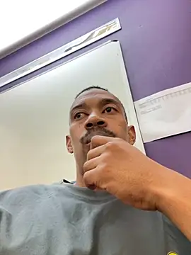 fitsexyman online show from 11/26/25, 07:31