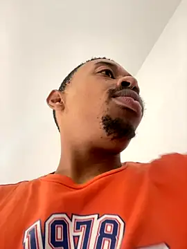 fitsexyman online show from 12/01/25, 10:42