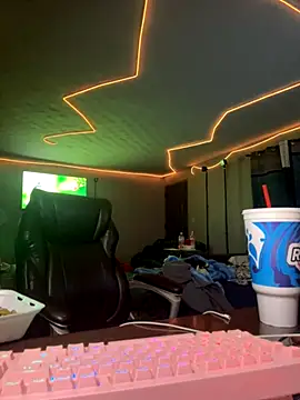 dismissedrose online show from 11/28/25, 10:18